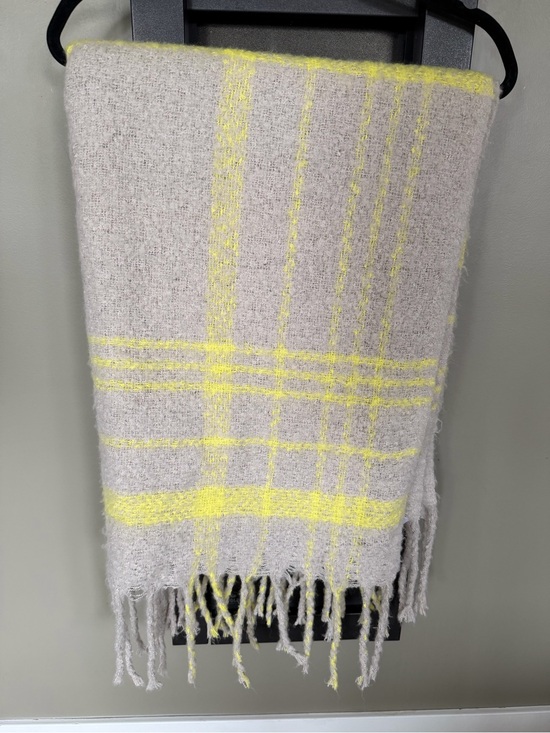 Free People Accessories - Free People Oversized Plaid Blanket Scarf Gray Neon Yellow Fringe Boho